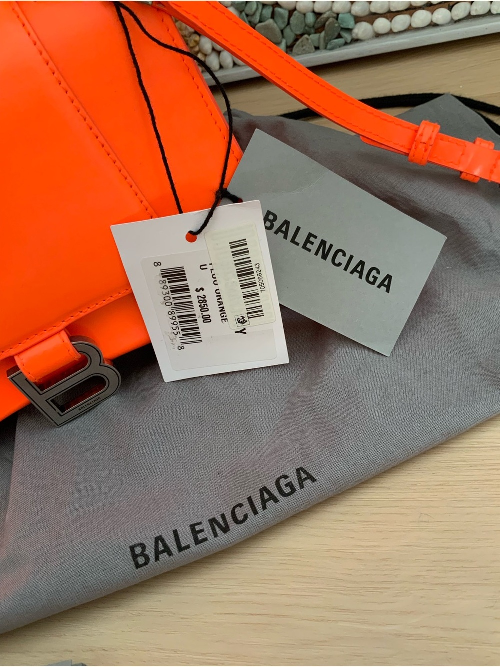 BALENCIAGA
Hourglass Small Handbag - Picture 4 of 8